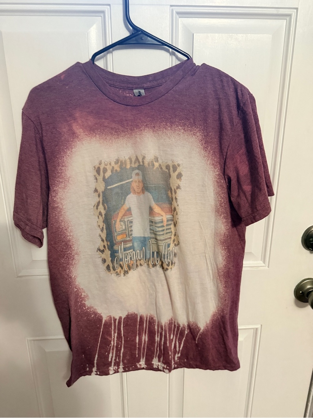 Unbranded Women's Maroon Short Sleeve Graphic Tee with Bleach Detail